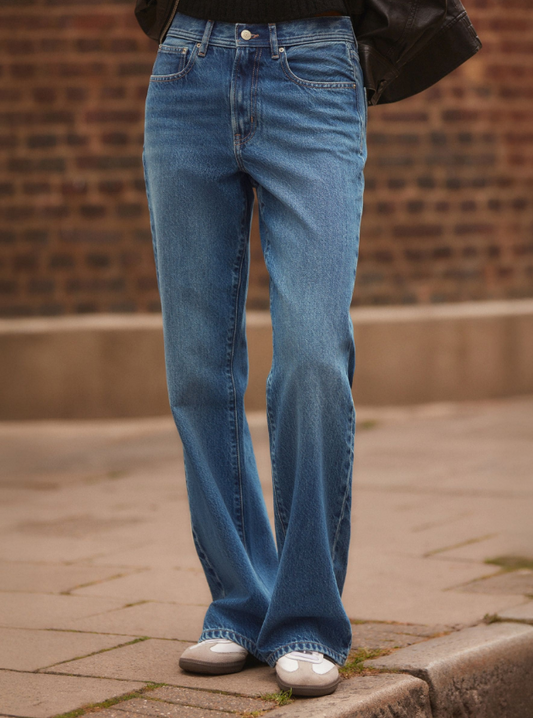City Stroll Bootcut Jeans πβ¨