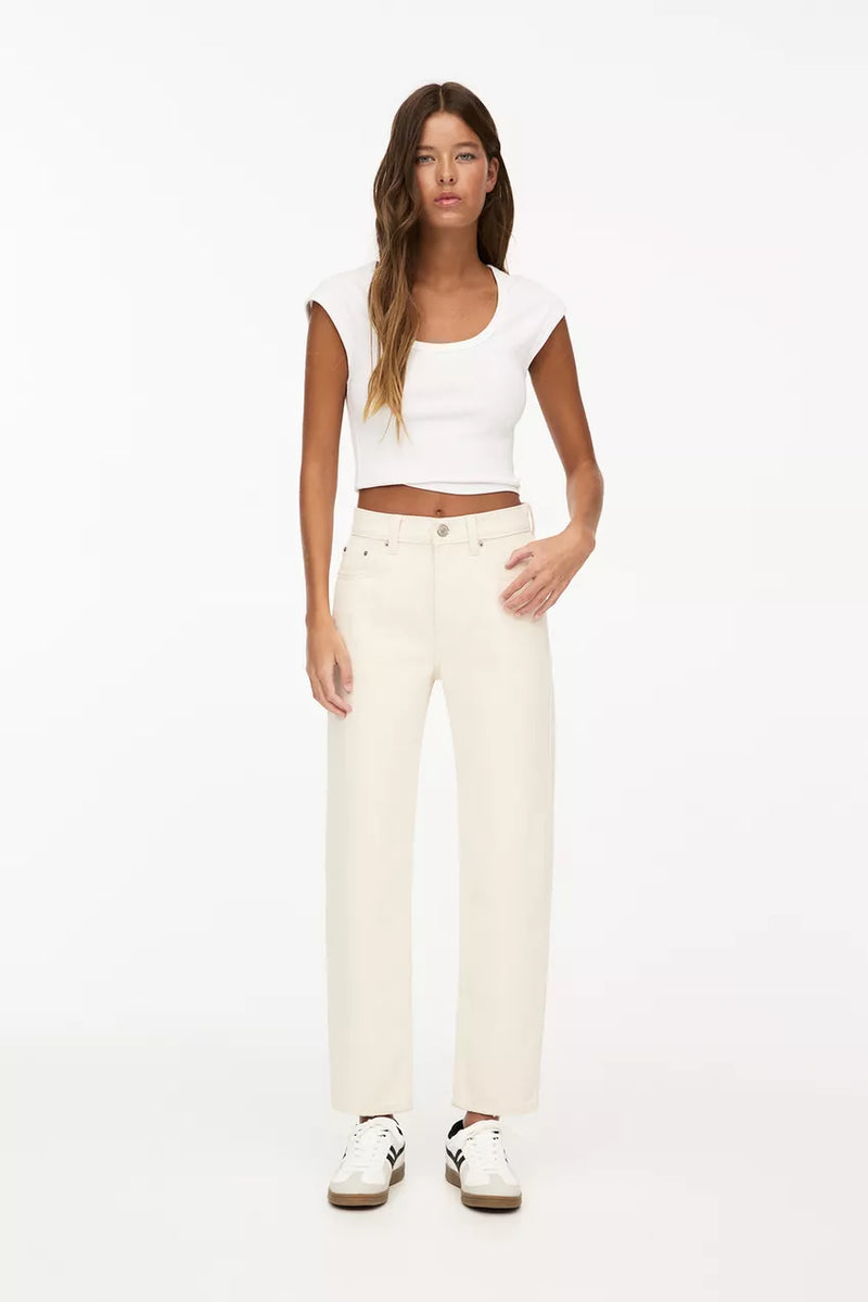 Mom Fit White Jeans 👖