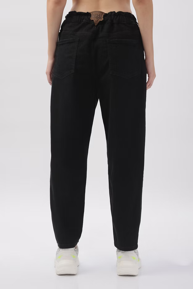 Slouchy Mom Fit Black Jeans for Women 👖