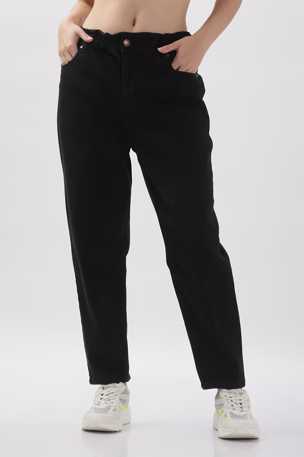 Slouchy Mom Fit Black Jeans for Women 👖