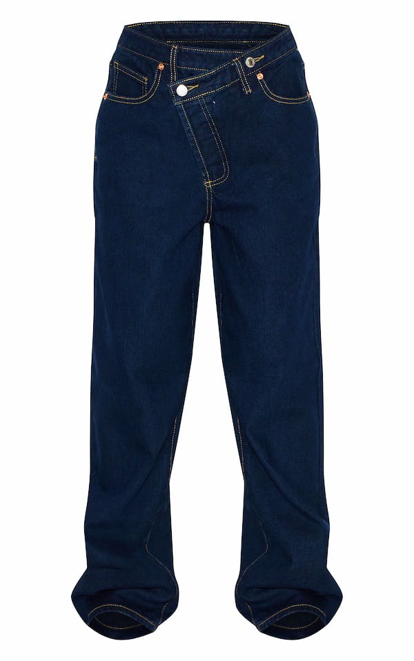 ASYMMETRIC WAIST INDIGO BOOTCUT JEANS – BOLD STRUCTURE MEETS MODERN EDGE 💙✨