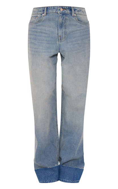 Vintage Blue Wash Cuffed Hem Jeans – Timeless Cool 👖✨