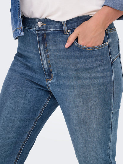 Blue Mid-Waist Skinny Jeans – Sleek & Flattering 👖✨