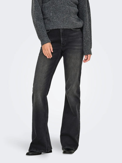 COMFY BOOTCUT,DEISEL BLACK WITH HIGH RISE WAIST.